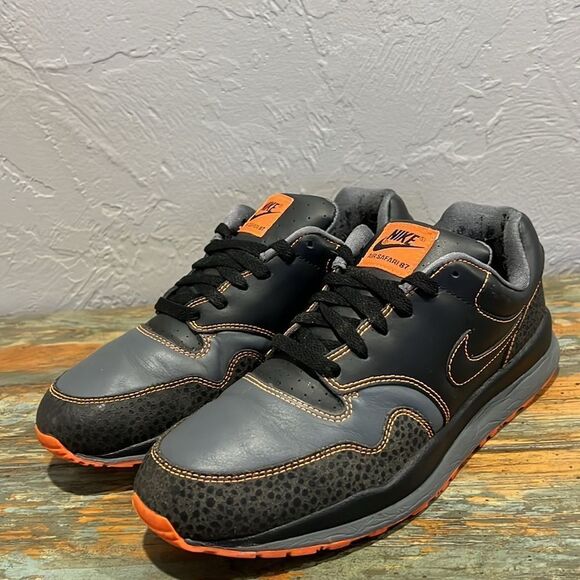 🔥 NIKE Air Safari 87 Retro Training/Running Shoes - Black/Gray/Orange - Men Sz - Picture 4 of 16
